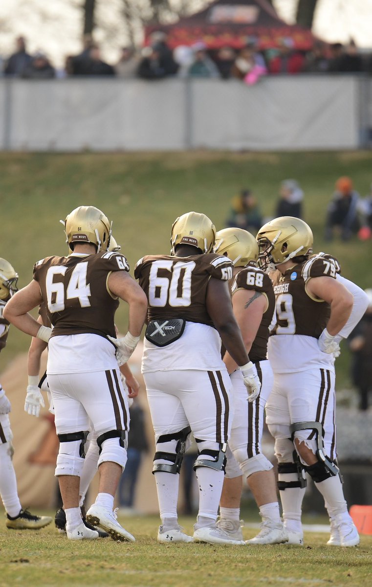 sammyaya5's tweet image. Year 2✅
⚪️0 Sacks Allowed❌
⚪️5th Lowest Pressure Rate in the country among OTs  (6 allowed)
⚪️ #22 Tackle in FCS on PFF
⚪️ 1 in YPC in FCS as a unit
⚪️ 1 in Pressure rate in FCS as a unit
⚪️ B2B League Champs