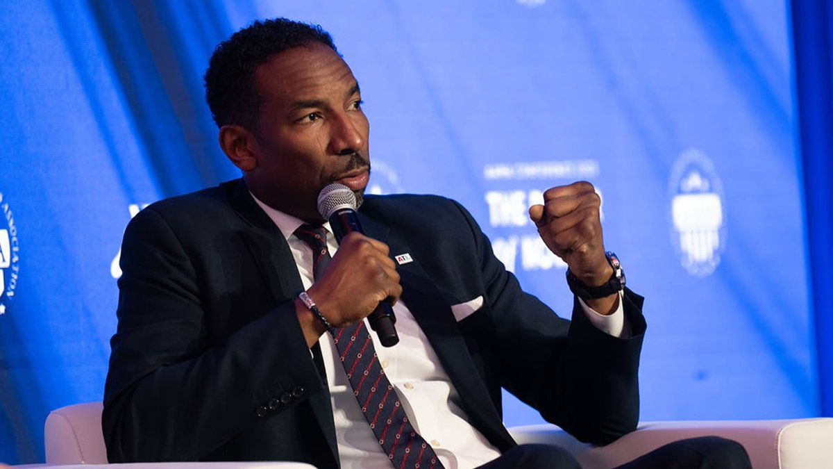 GAFollowers's tweet image. Atlanta is positioning itself as “America’s gateway to Africa,” with Mayor Andre Dickens and city leaders promoting the city as a key economic, cultural, and business hub. 

The effort comes as U.S.–Africa ties in Washington become more strained.