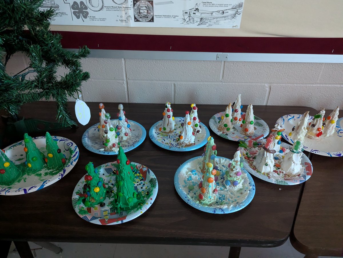 Miss Kenney tweet media