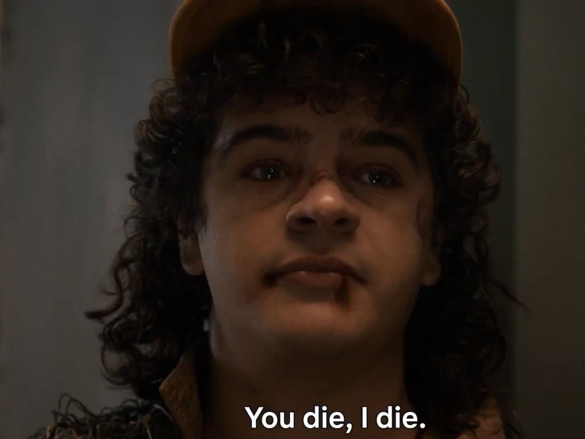 AquaRuby's tweet image. Steve: you die, I die
Dustin: you die, I die
Me: If one of you dies I’m crashing out 😭