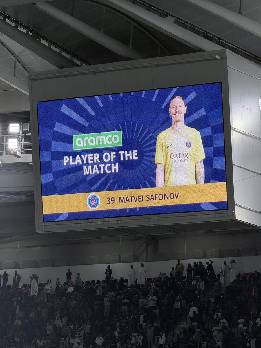 Le héros du soir : MATVEÏ SAFONOV ! 🧤😱❤️💙

HOMME DU MATCH !!! 🎖️