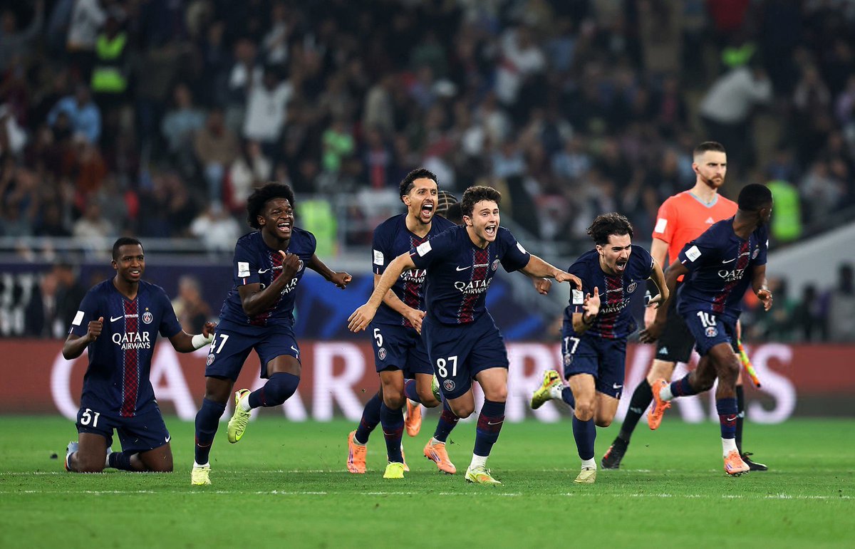 MediaParisien's tweet image. ❤️💙 LE PSG CETTE SAISON : 

🏆 Ligue des Champions.
🏆 Ligue 1.
🏆 Coupe de France.
🏆 Trophée des Champions.
🏆 Super Coupe d’Europe.
🏆 Meilleure équipe de l’année.
🏆 Meilleur gardien de l’année.
🏆 Meilleur entraîneur de l’année.
🏆 Meilleur président de l’année.
🏆 Meilleur…