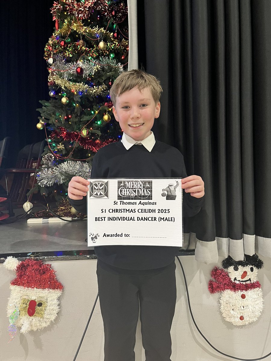 St Thomas Aquinas PE tweet media