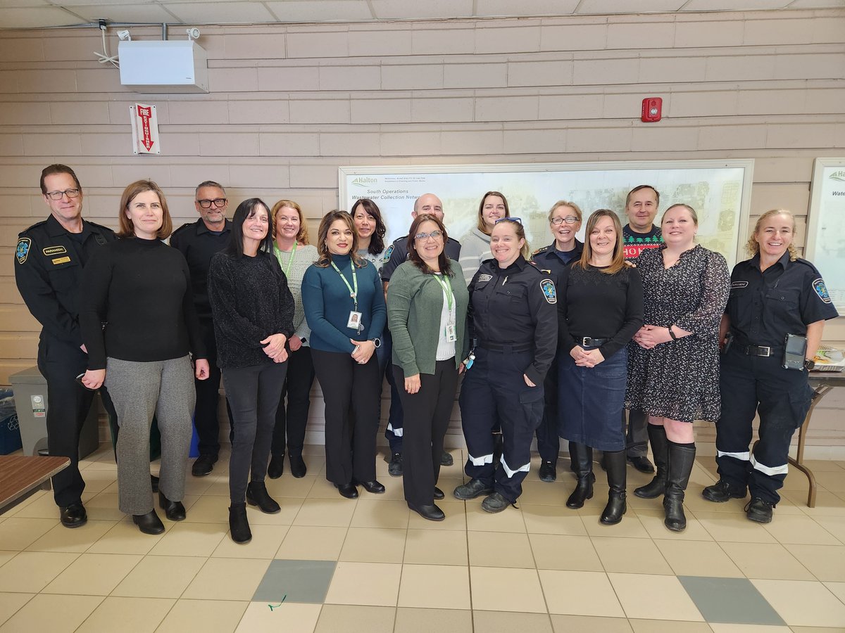 Halton Region Paramedic Services tweet media