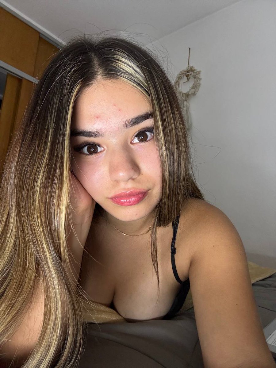 tinyMleyy's tweet image. 