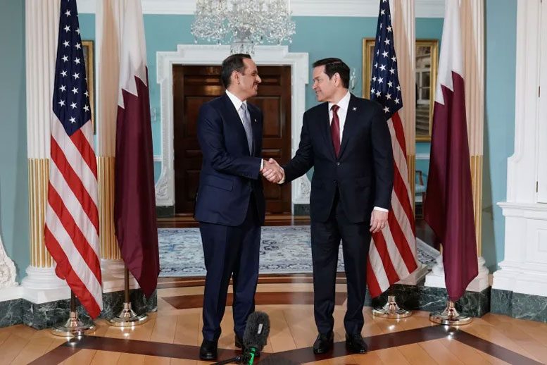 قطر والولايات المتحدة تطلقان الجولة السابعة من الحوار الاستراتيجي في واشنطن - لقاء جمع رئيس الوزراء وزير الخارجية القطري ووزير الخارجية الأمريكي - تأكيد مشترك على أهمية الشراكة الاستراتيجية بين البلدين - بحث تعزيز التعاون في المجالات الاقتصادية والأمنية 