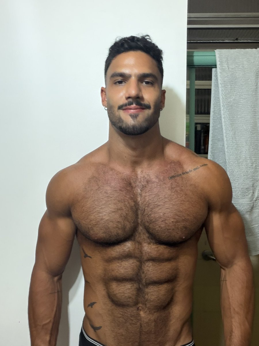 lucasmthomaz_'s tweet image. Cara de neném com a barba baixa 👶🏻