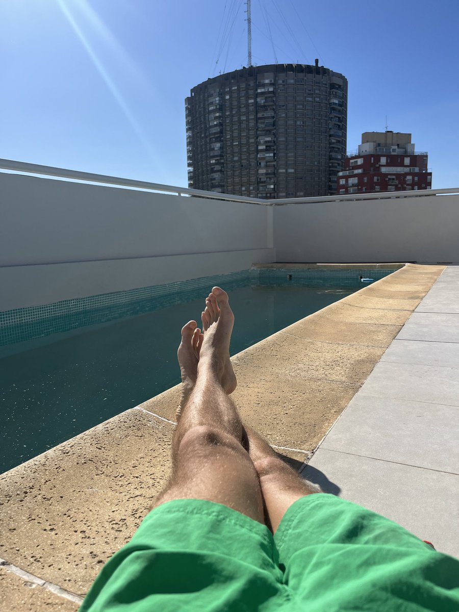 Despues de un año lleno de éxitos la vida me dio una pileta