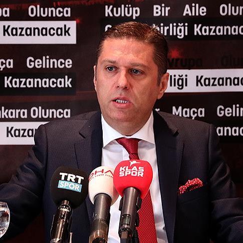 Gençlerbirliği Başkanı Arda Çakmak: "Beşiktaş maçından önce prim 6 milyon TL'den 15 Milyon TL'ye, maç sonunda ise 30 milyon TL'ye çıkarılmış. Yerli futbolcularımızın 3 aylık ödemesi bir maçtan sonra dağıtılmış. Deplasmanda kaybedilen Galatasaray maçından sonra 7 milyon TL prim