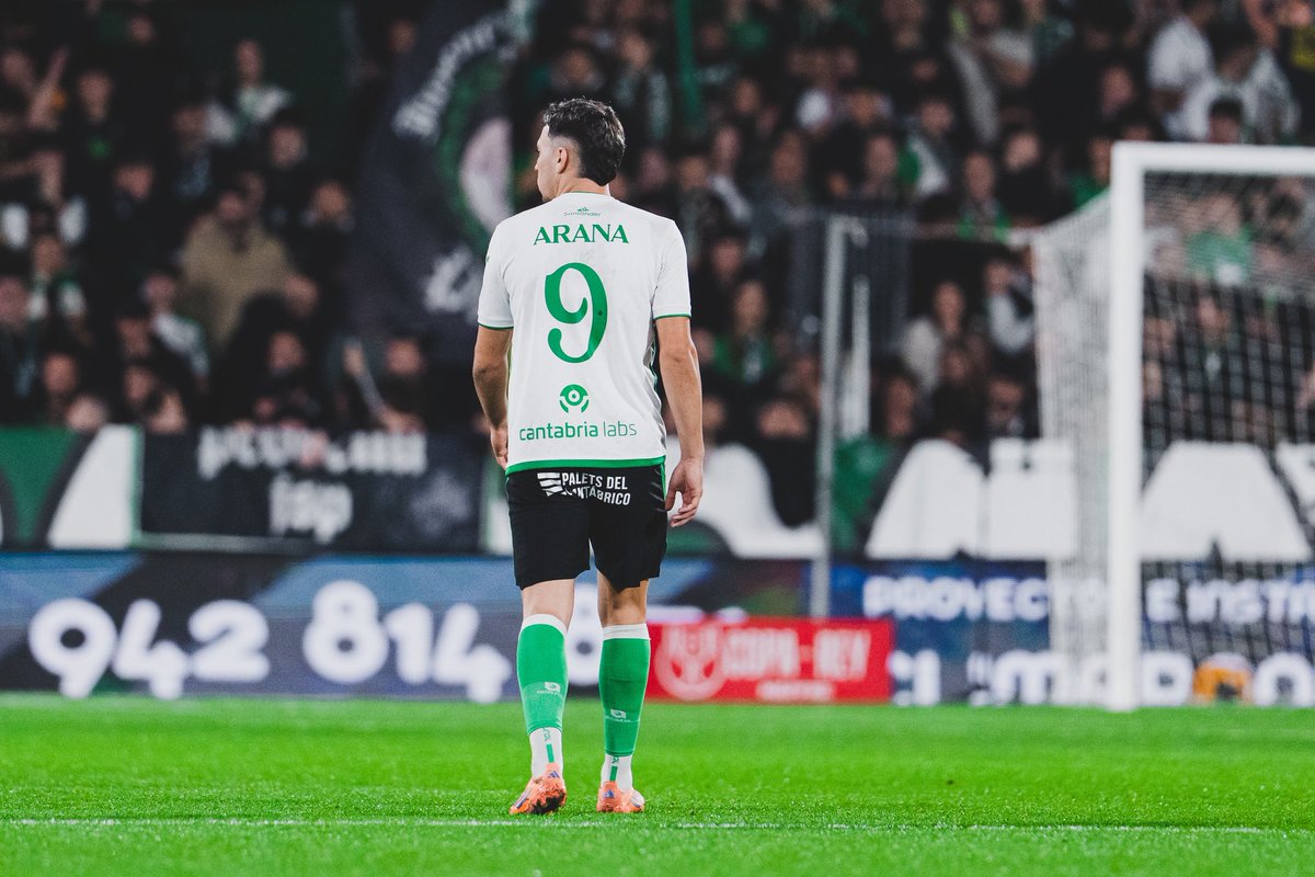 eljokerRRC's tweet image. Volvió la mejor versión de Juan Carlos Arana.

-Doblete con un primer tanto de nueve caro.

-Deja claro que motivado es de los mejores delanteros de la categoría.

Este partido le tiene que dar confianza ya que le necesitamos al 100% para conseguir el objetivo.

Letal 💣