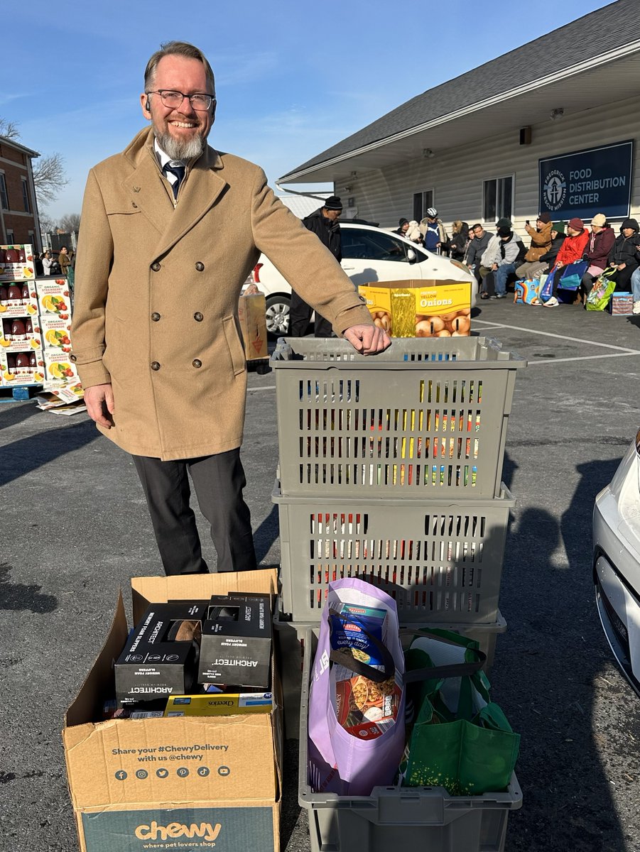 FRM_mission's tweet image. Monarch Ridge HOA recently held a successful food drive, collecting essential items for our community. 🤝✨ Thank you to everyone who donated! Your generosity will help families in need.

#FrederickMD #FrederickMaryland #FrederickCounty #FrederickCommunity