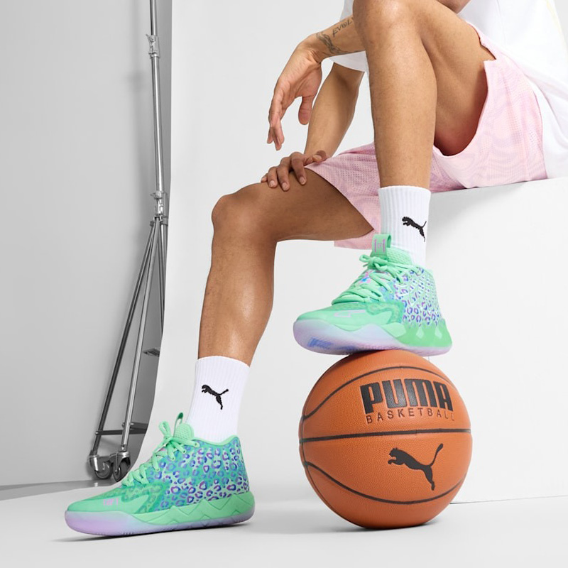 Select sizes are 60% OFF for the 