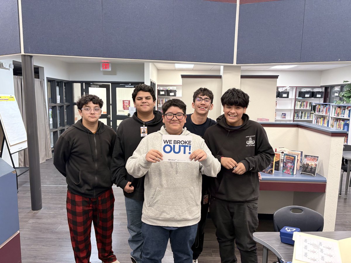 Riverside MS Library tweet media