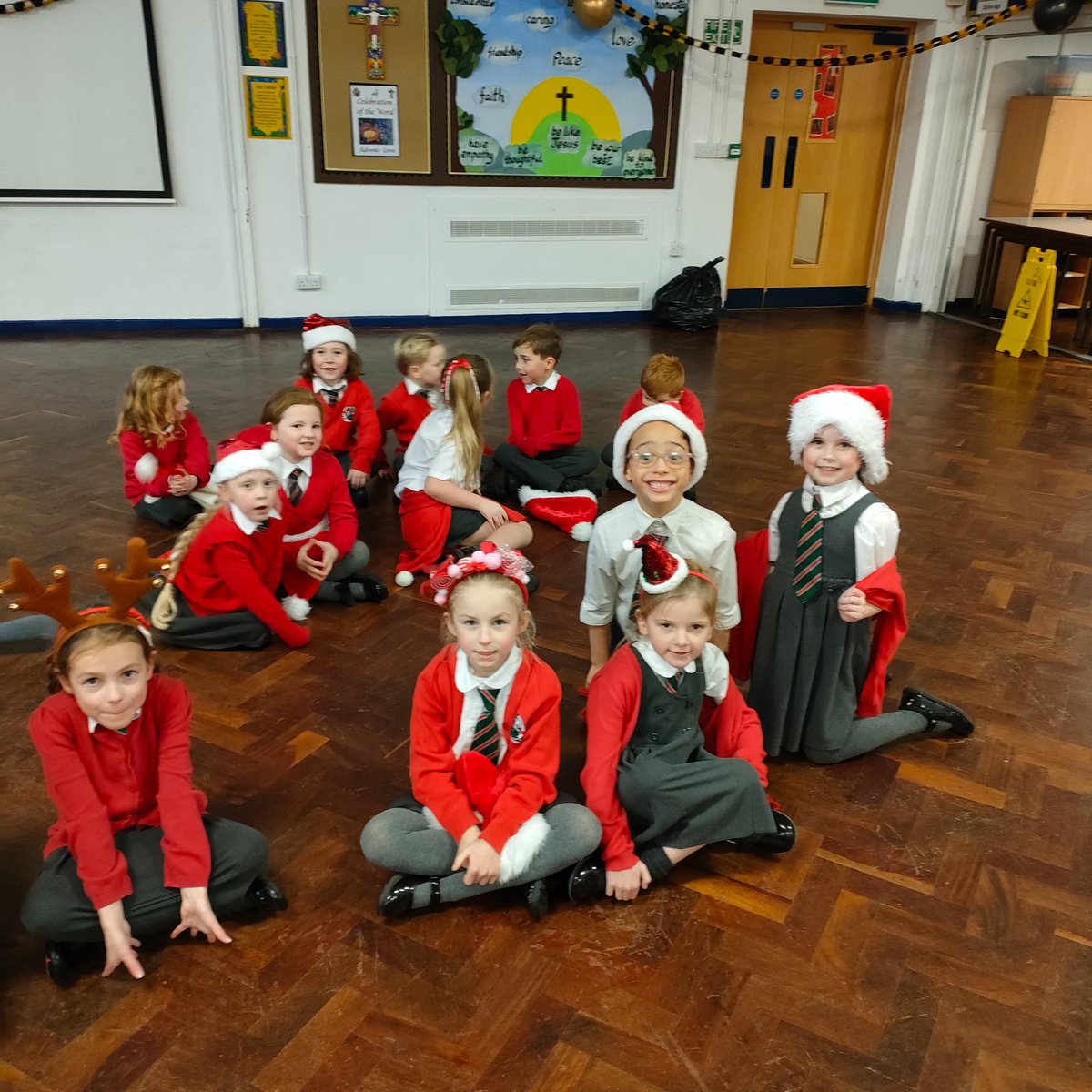 St George's Catholic Primary School & Nursery tweet media