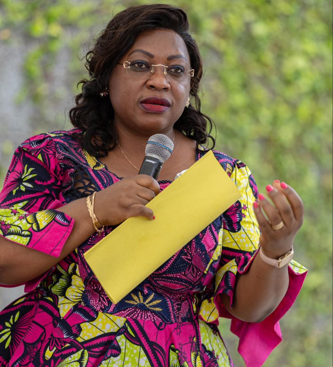 J’adresse mes vives et sincères félicitations à Madame Huguette NYANA EKOUME, membre de l’Union Démocratique des Bâtisseurs (UDB), pour son élection à la Présidence du Sénat, une Institution constitutionnelle incarnant la représentation de nos collectivités locales. Son élection