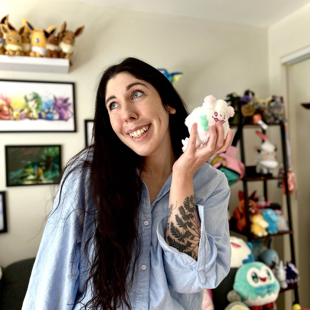 theitscolleen's tweet image. I'm SO excited to announce that I will be attending EUIC as a pokemon content creator!!! thank you so much to @Pokemon for the amazing opportunity! cannot wait to meet so many friends in February :3🤍