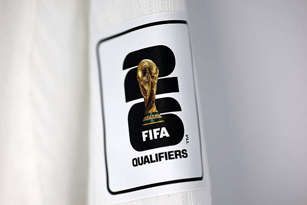 ستيف كلارك - مدرب اسكتلندا 🗣️

الذهاب لأمريكا مكلف، وكذلك أسعار كأس العالم 2026

حتى لو كان السفر بغرض العطلة، ما أتمناه ألا يغرق الناس أنفسهم في الديون من أجل الحضور ودعمنا في كأس العالم 

نصيحتي واضحة، إذا كنت قادرًا على تحمّل تكاليف السفر، فهذا رائع، أما إن لم تكن قادرًا،