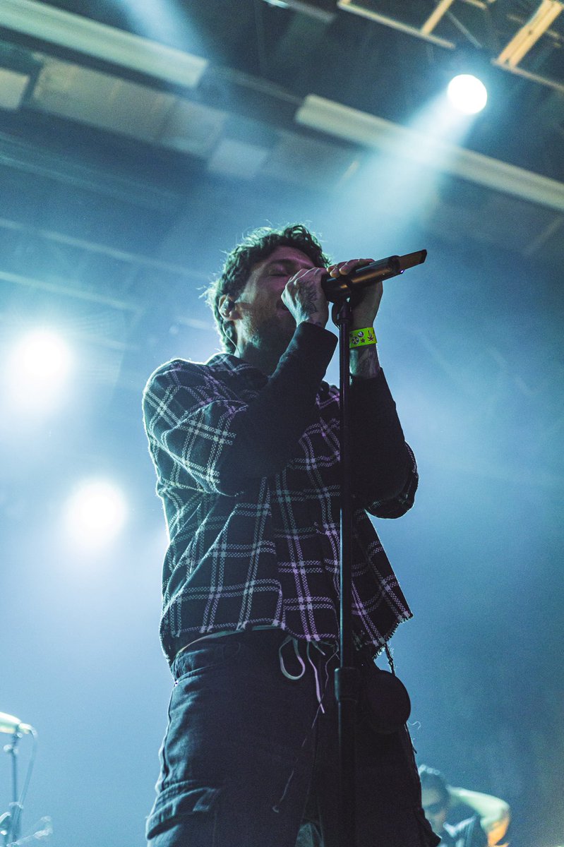 . <a href="/BreatheCarolina/">BREATHE CAROLINA</a> x <a href="/HOBAnaheim/">House of Blues Anaheim</a> 
Shot for <a href="/hunnypotlive/">𝗛𝘂𝗻𝗻𝘆𝗽𝗼𝘁 𝗟𝗶𝘃𝗲  🍯</a>