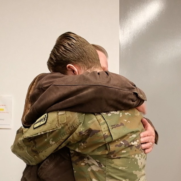 RedCross's tweet image. What started as a volunteer event to support our military turned into a heartwarming holiday homecoming. 

U.S. Army Pfc. Patrick Konczal hadn’t seen his family in 18 months. Stationed in Korea, last year was the first Christmas he and his family spent apart.

“When you’re far…