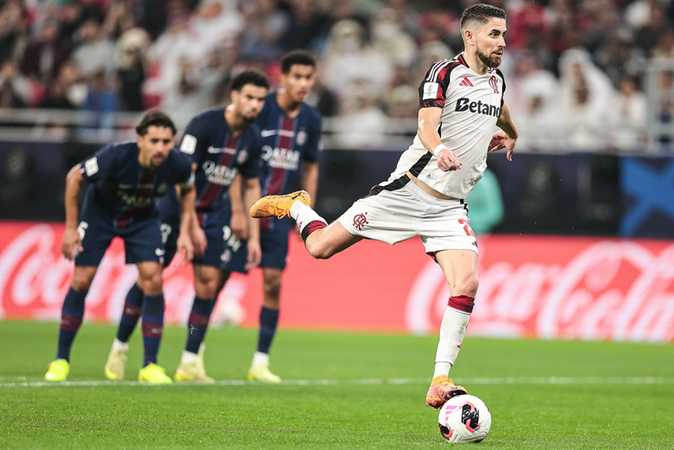 jornalhojeemdia's tweet photo. Flamengo erra 4 pênaltis contra o PSG e fica com o vice da Copa Intercontinental
https://t.co/2bhscTAHuI
#flamengo #psg #final #fifaintercontinental #copaintercontinental #vicecampeão #futebol #esportes #jornalhojeemdia
📷 Gilvan de Souza/Flamengo https://t.co/MqwBVugX01