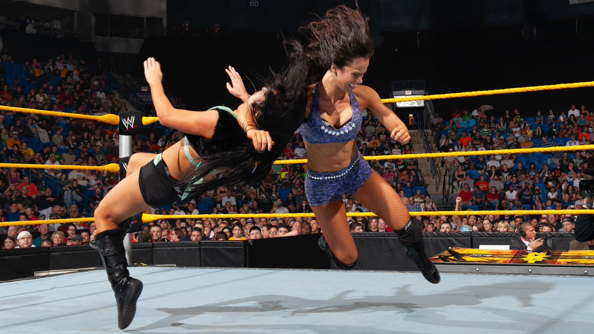 aprilsvega's tweet photo. aj lee (nxt version) ✨ https://t.co/f1N1ElMj4K