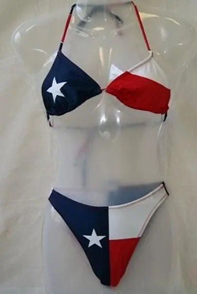 She canonically wears this btw