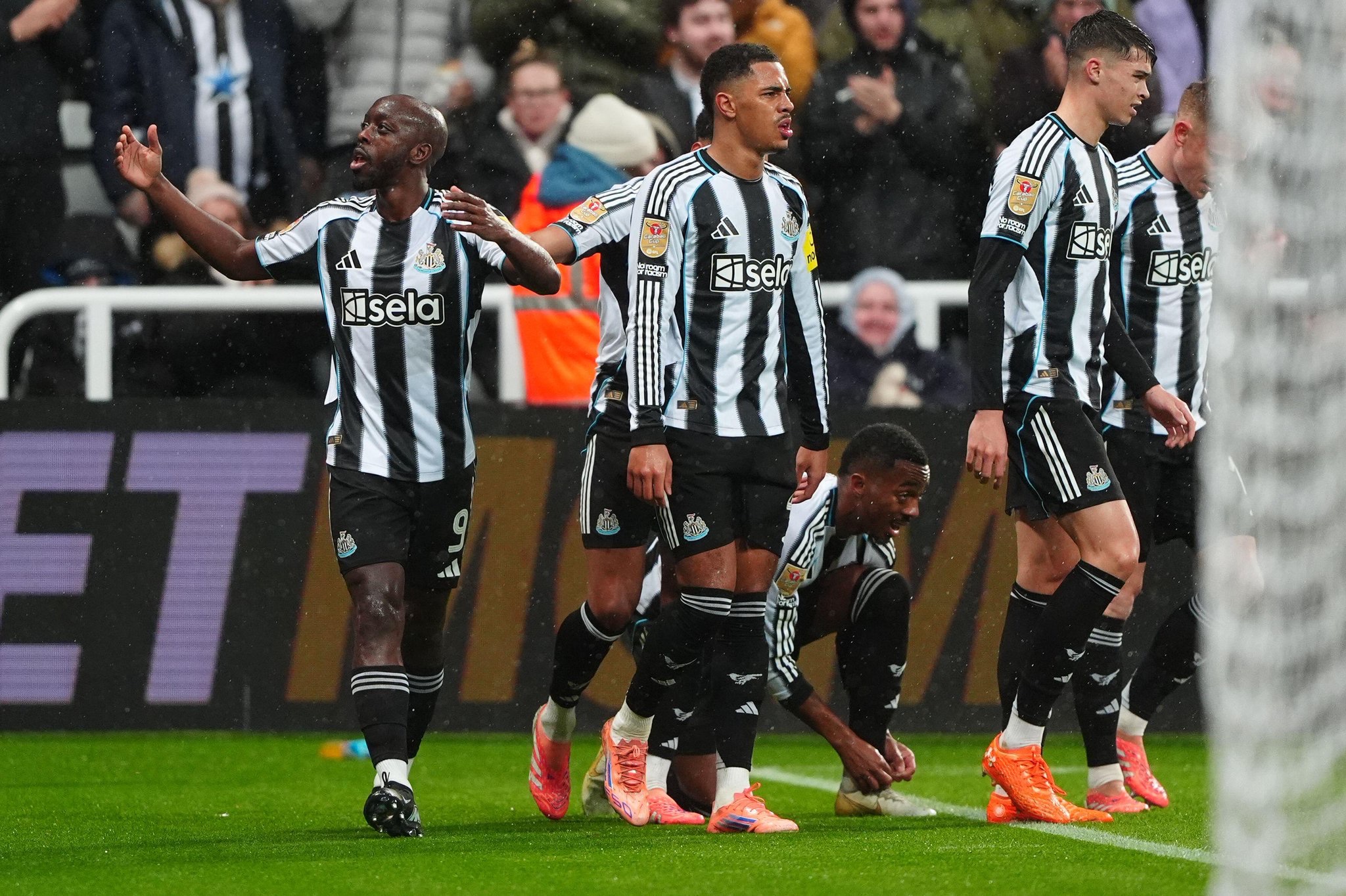 ويسا سجل هدفه الأول بقميص نيوكاسل أمام فولهام في كأس الرابطة الإنجليزية 