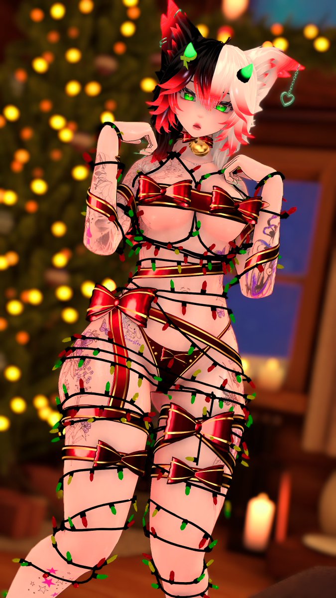 Wanna help me out here?? Or are you gonna wait til Christmas to unwrap me? 🎁