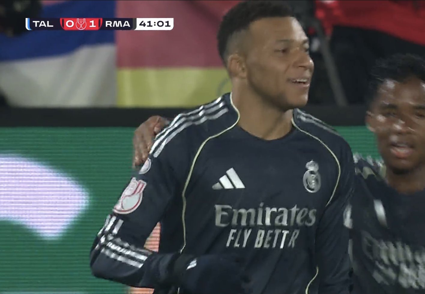 كيليان مبابي يفتتح التسجيل لريال مدريد. تالافيرا 0-1 ريال مدريد 