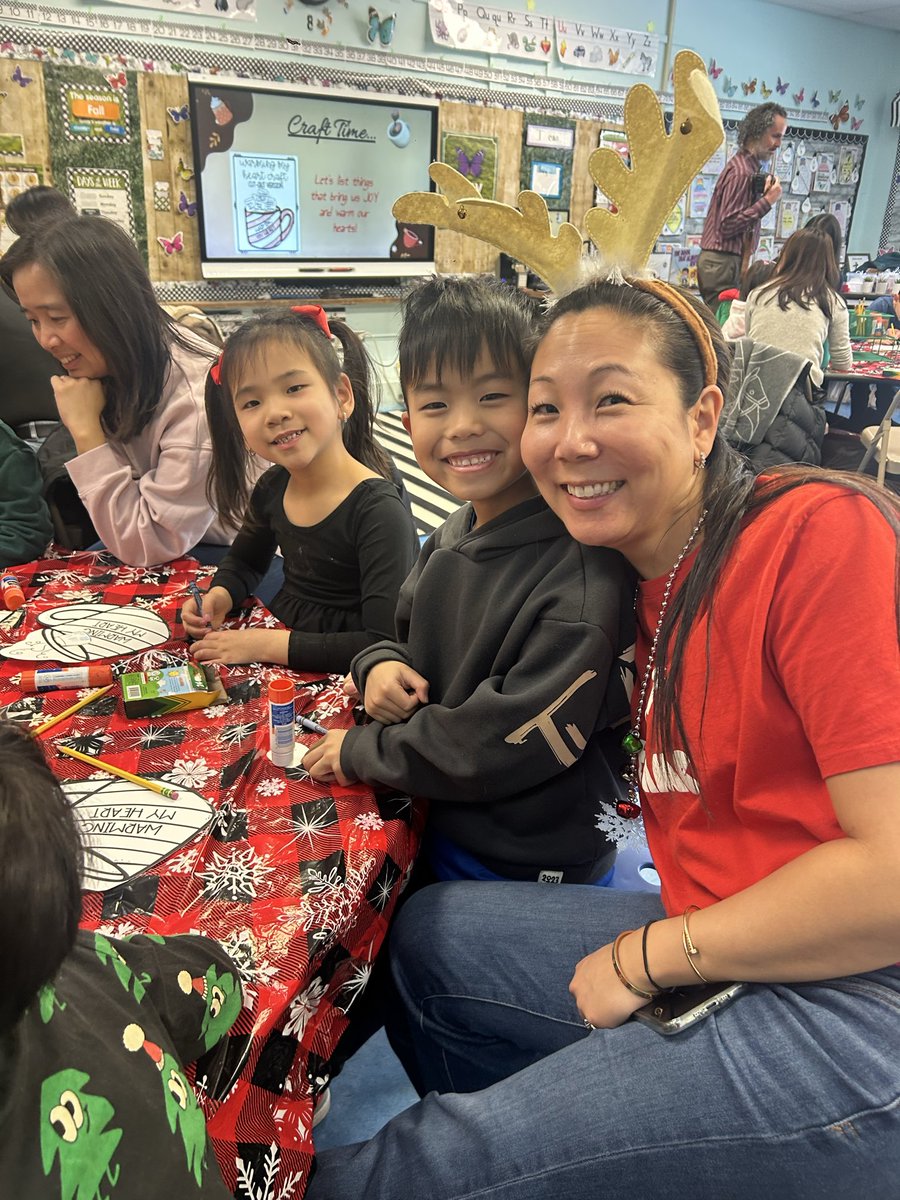 Angela Martinez tweet media