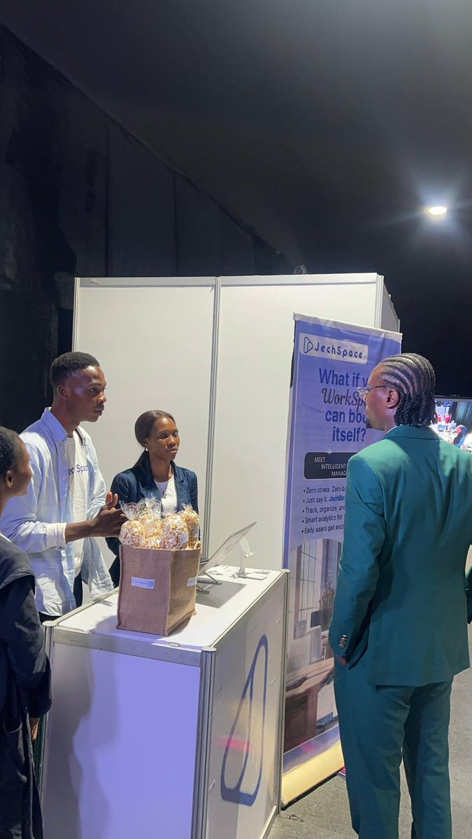 JechSpace 🌟 tweet media