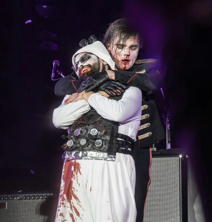 dailybloodygway's tweet image. 