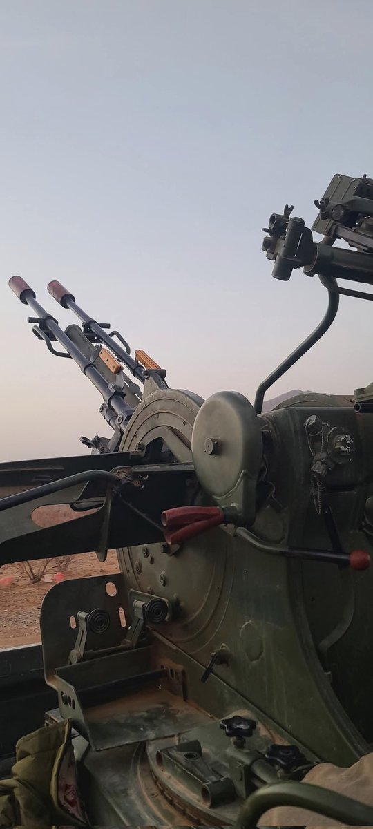 إنتهاء النقاش تماماً
من يقاتل من أجل المال، سيهرب حين يُهدد بالخطر. أما من يقاتل #من أجل أرضه، فـ الأرض تُقاتل معه .
#انورـالخليفي