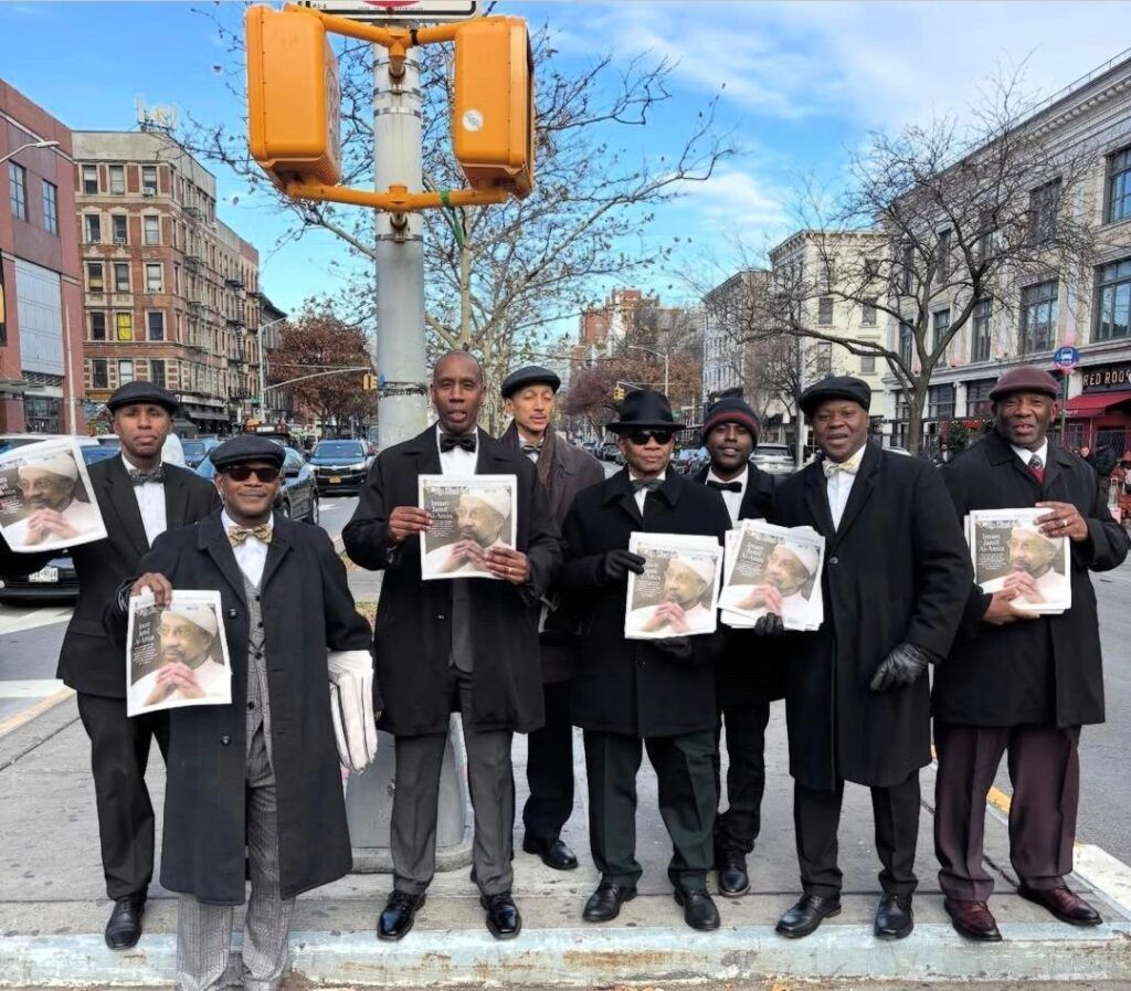 OfficialNOI's tweet image. Delivering the good news

The Fruit of Islam (F.O.I.) are the men of the Nation of Islam, and these brothers play a significant role in sharing the Teachings of the Most Honorable Elijah Muhammad that Allah (God) has come and intervened in the affairs of the Black man and woman.…
