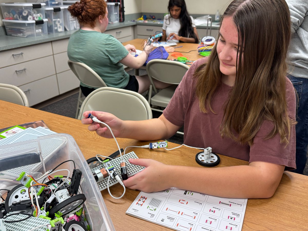 SLMS Spartans tweet media