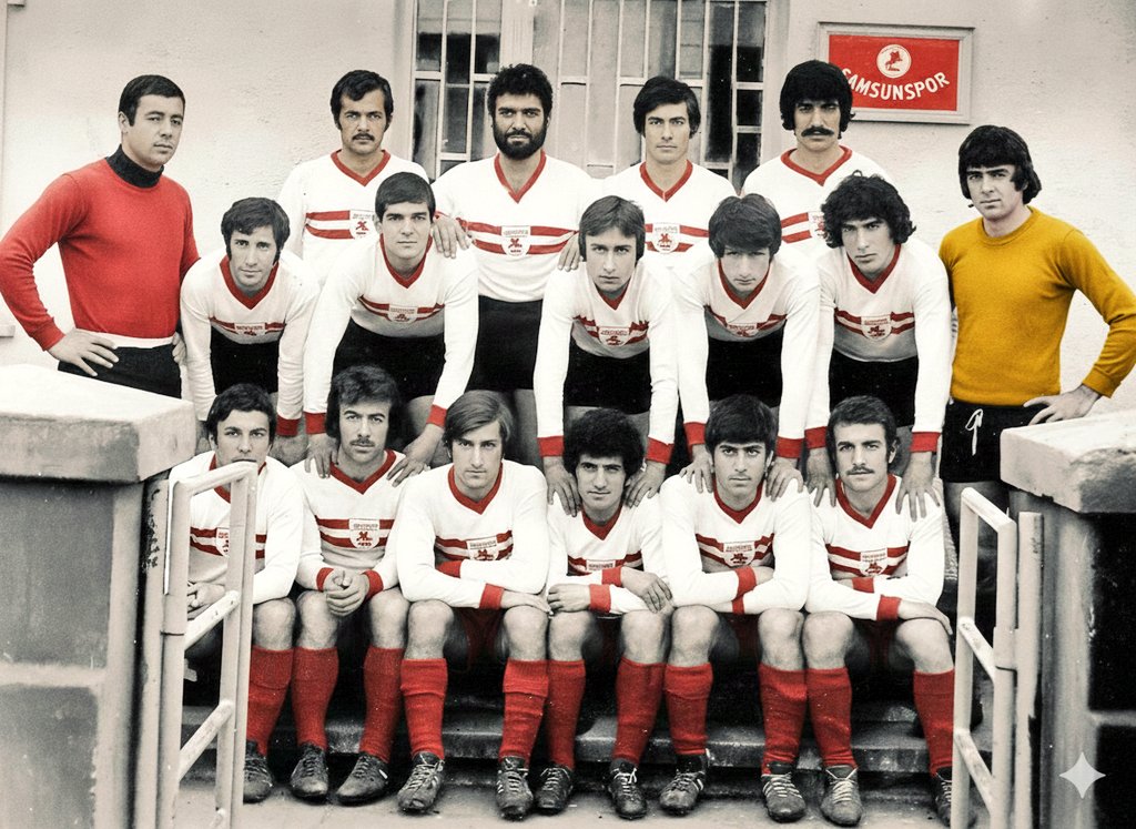 ^Rıfat Usta, Yıldıray Çınar(Sanatçı), Raşit Dağdeviren, Cengiz Güngör
*Erdoğan Demirefe, Temel Keskindemir, Barbaros Yardım, Necmi Aktuna, Erhan Eroğlu, Adem Kurukaya, Tekin Üstündağ
vHamdi Tezol, Nuri Asan, Osman Kukula, Ali Saka, Kemal Dikmen, Hayri Kol 
1972/1973 #Samsunspor