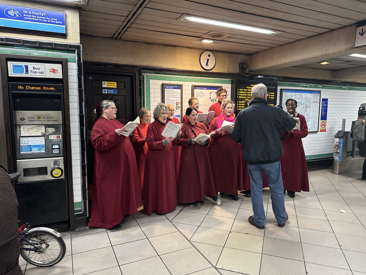 Holy Trinity Church, Upper Tooting tweet media