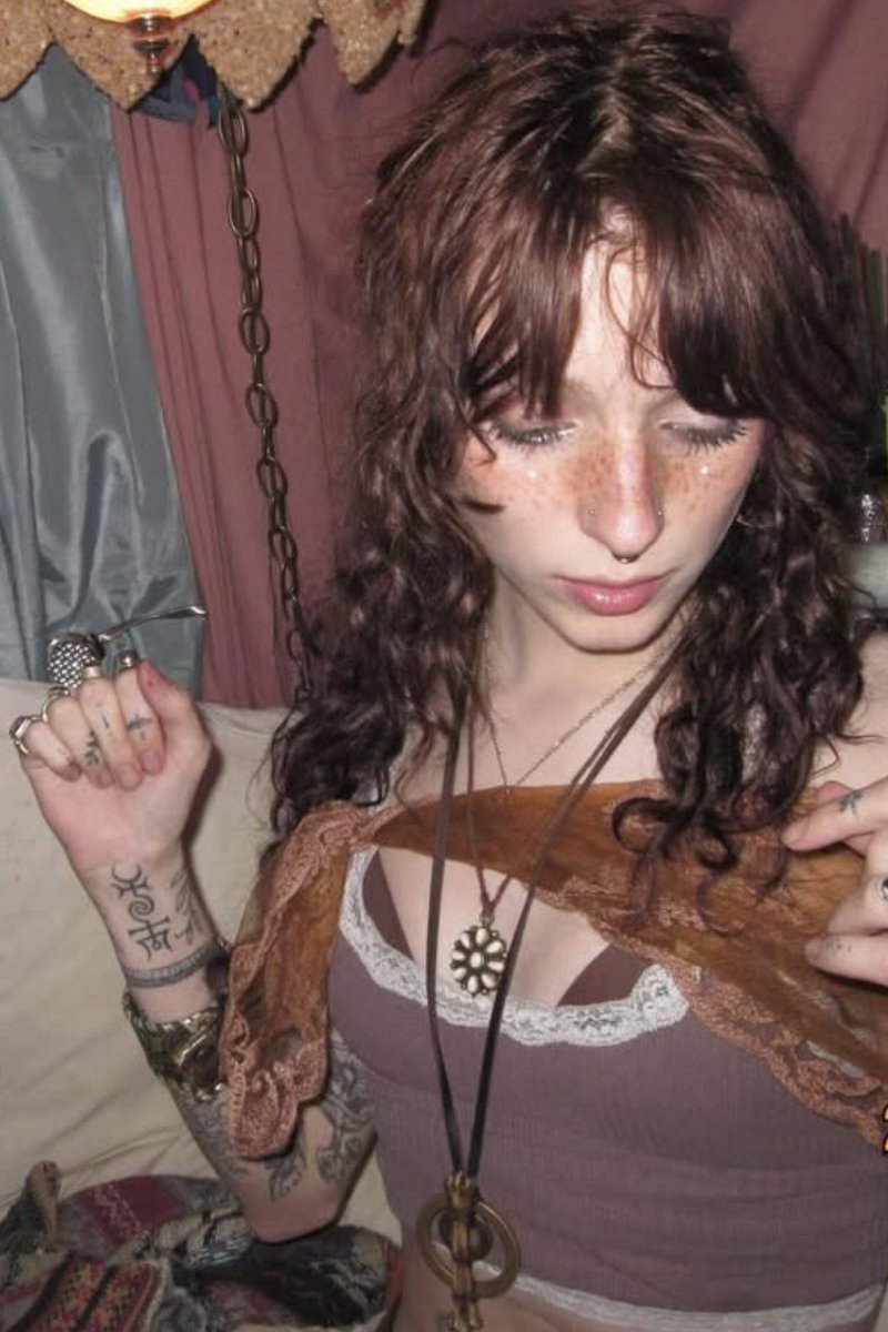 : 𝒮𝑒𝒾𝓇𝒶 : tweet media