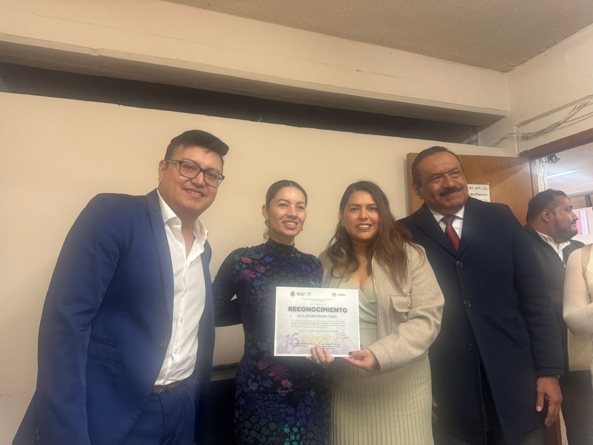 En el marco del #25N y los #16DíasDeActivismo, salimos a alzar la voz, a visibilizar lo que muchas veces se calla y a recordar que la violencia contra las mujeres también la digital no puede normalizarse.
Nuestro activismo es conciencia, es exigencia y para transformar realidades