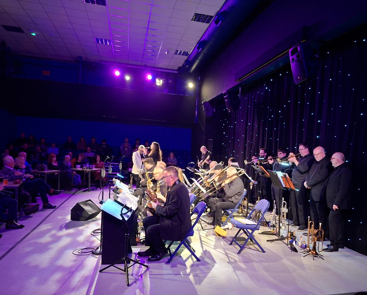 The Power of Gower bringing another fantastic #Swansea #Jazz Club year to a memorable end <a href="/SwanseaGrand/">Swansea Grand Theatre</a>. All power to their elbows and everything else.