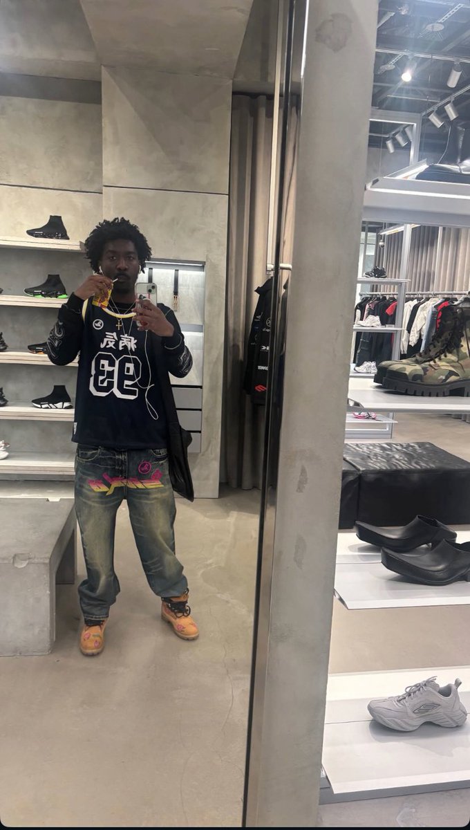 🏀🐗 tweet media