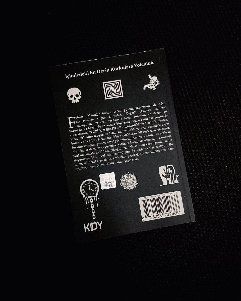 💀 Editörlüğünü üstlendiğim, 11 yazarın 11 farklı fobiyi ele alarak yazdığı hikâyelerden oluşan “FOBİ KOLEKSİYONU” isimli kitaba, “tafefobi” yani diri diri gömülme korkusunu ele alan “Suret ve Siret” isimli hikâyem ile de katkıda bulundum. 📚 kitapyurdu.com/kitap/fobi-kol…