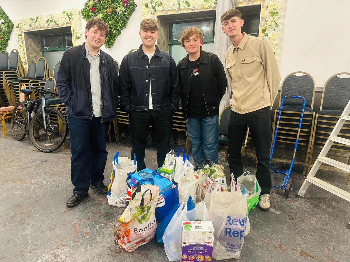 Big thanks to The Cases for thinking of us and bringing down a great food donation after their Christmas homecoming show at The Ferret. Really appreciate the band and everyone who got involved, this support makes a real difference for families across Preston  #music  #foodbank