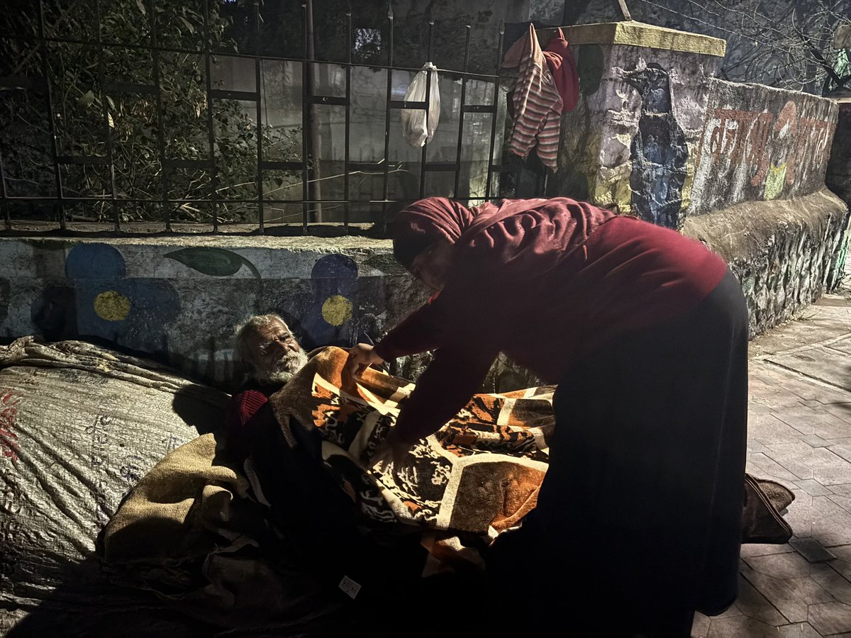 Anwar Shaikh tweet media