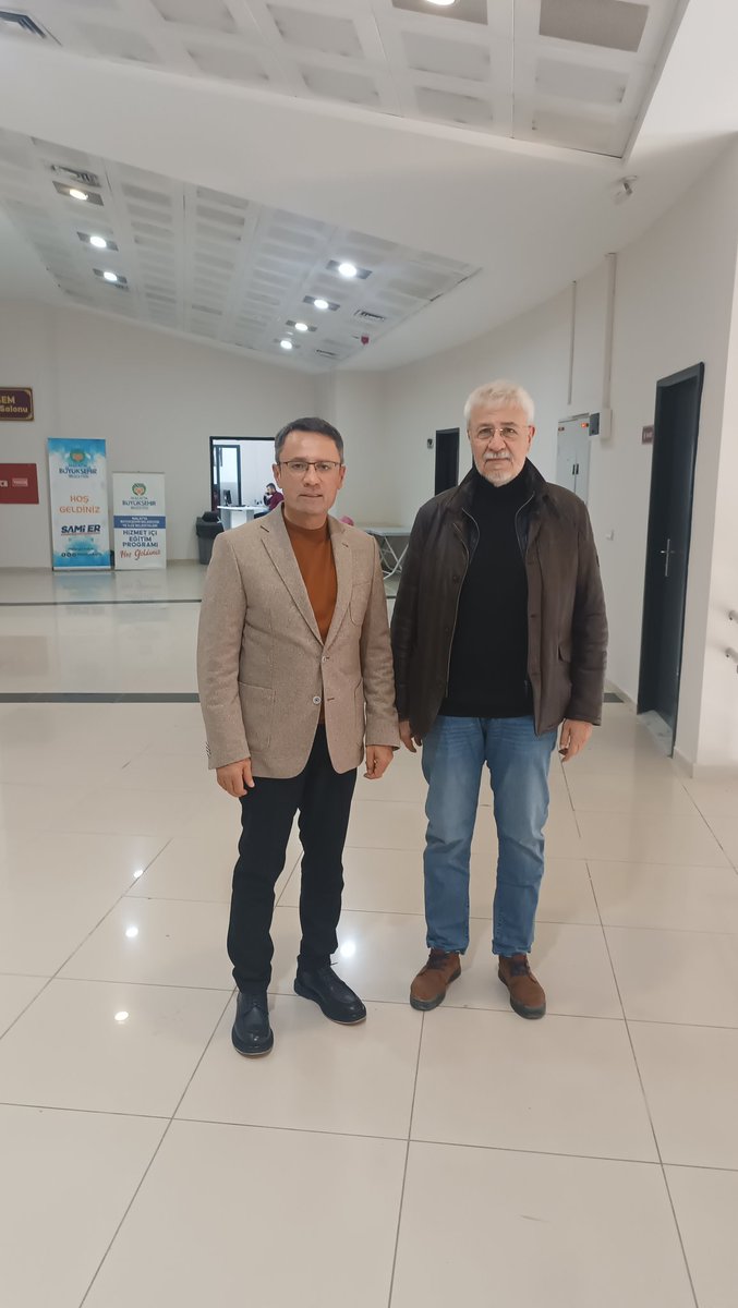 ErtanMUMCU's tweet photo. Tanıklık edemediğimiz Malatya'nın geçmişinin bugünkü sesi,aktarıcısı..
 Malatya'nın yaşanmış kültürünün,çarşısının, esnafının,mahalle ve insanının,huzur yıllarının HATIRA kalemi,defteri Atilla Kantarcı abim..
Güzel ve uzun sohbetin için teşekkür ederim,
şehriyle dertlenmiş insan. https://t.co/kodmYgWMtm