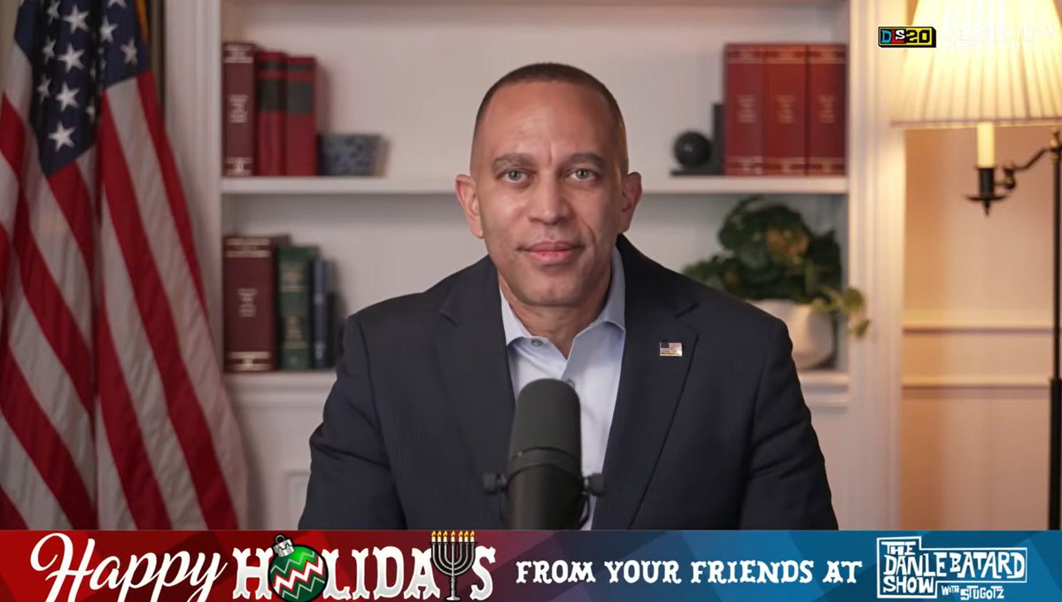 .<a href="/hakeemjeffries/">Hakeem Jeffries</a> joins <a href="/LeBatardShow/">Dan Le Batard Show with Stugotz</a> to talk NBA Cup, Knicks history, College Football Playoff and his successful discharge petition to extend the Affordable Care Act tax credits. 

📺: youtube.com/watch?v=PHFwK9…