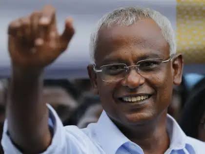 ޒަމާންތަކަށް ވިދާނެހެން ދިވެހި ދަރީންގެ ރީތި ނަން
ވަމާހެ ދާ ބައެއް ކަމަށް ހިތާއެކީ މިރޫޙު ދޭން