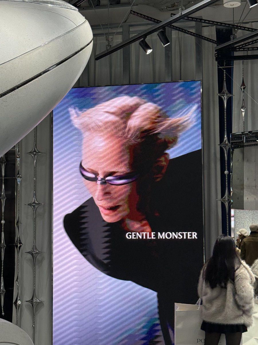 dynamic__cc's tweet image. これすごい‼️
未来は進んでますね。。。

#未来　#子育て　#眼鏡　#牧野肇　#墨田区