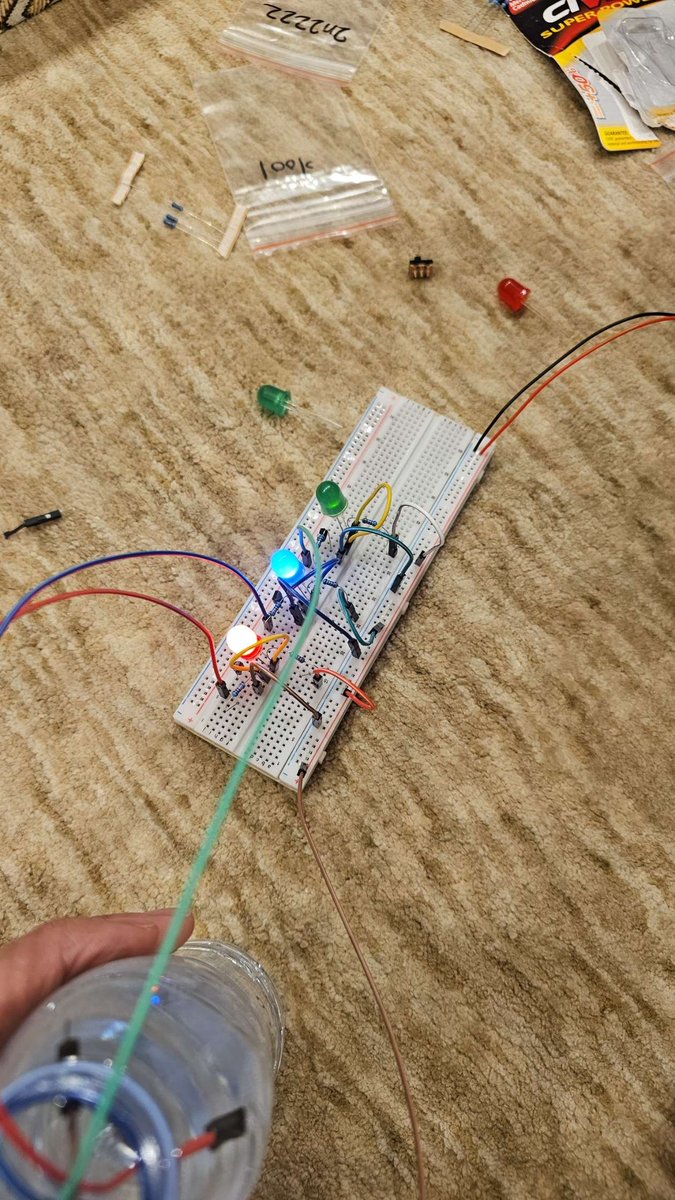 bytefu11's tweet image. Hello, all. I would like to talk to you all about my electronics project. It's a system that detects water levels in water tanks by using probes. When the probes touch water, the water is conductive and thus it allows the current to flow through the circuit. Thank you all.