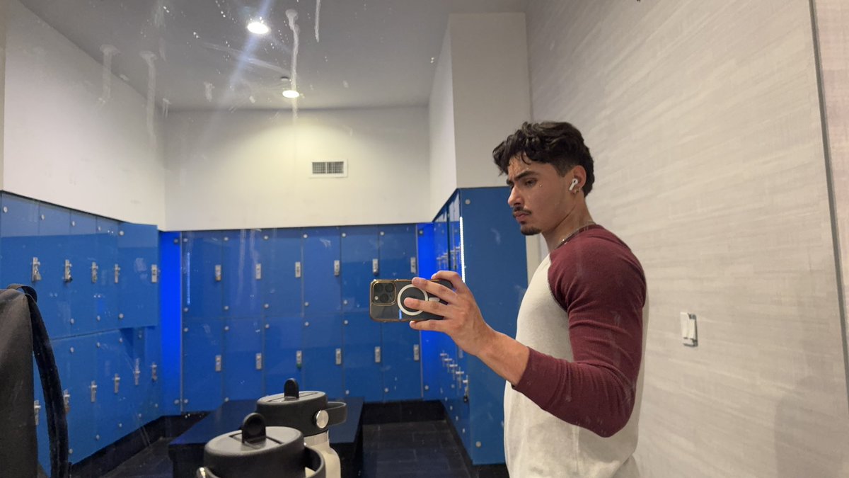 mx1llas's tweet image. 